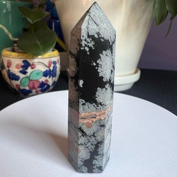 Snowflake Obsidian Crystal Tower (#10)‎ - Picture 4 of 8